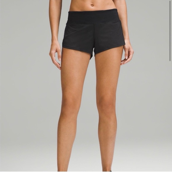 lululemon athletica Pants - Lululemon Speed Up Shorts Size 6